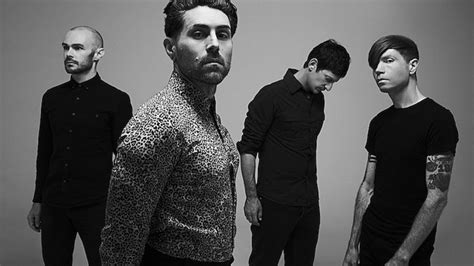 AFIs Davey Havok talks rumors and misconceptions:。